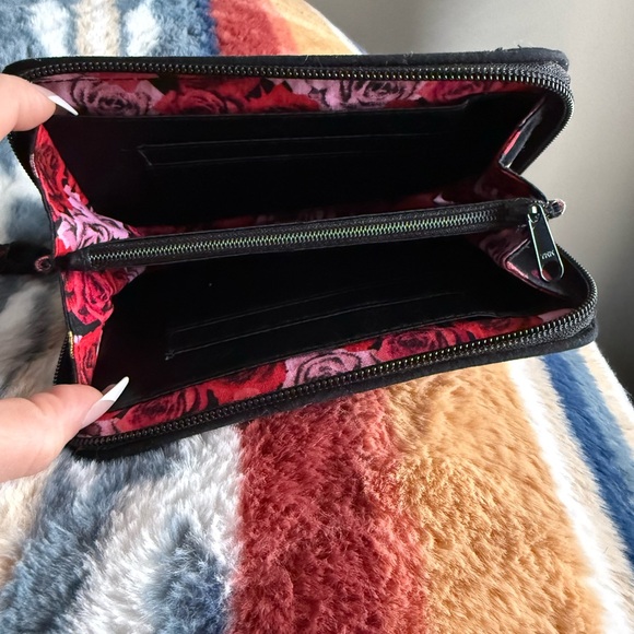 Vera Bradley Black Quilted Wristlet with Multicolor Dots - Picture 3 of 4